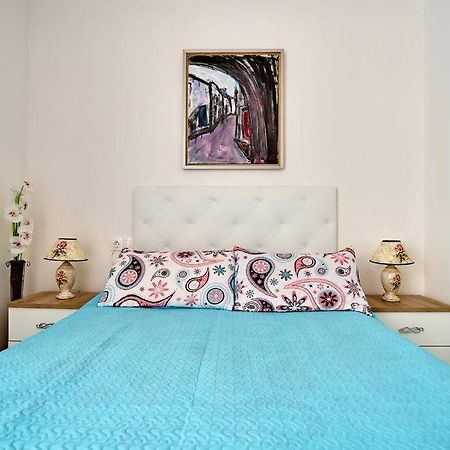 טורבייחה Cozy Studio Apartment Near The Beach מראה חיצוני תמונה