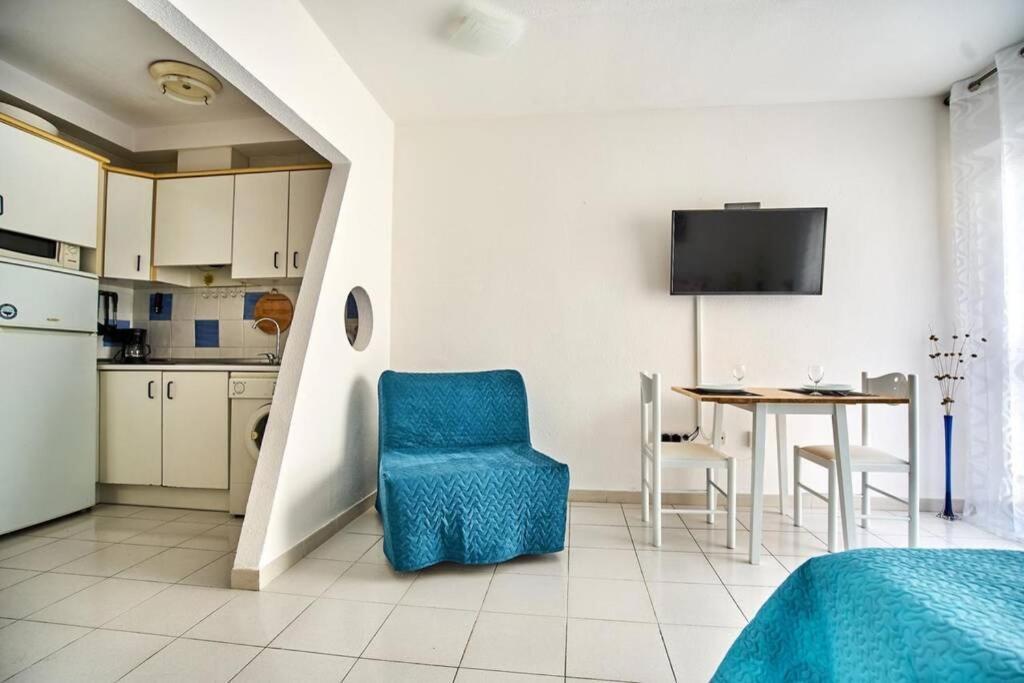 טורבייחה Cozy Studio Apartment Near The Beach מראה חיצוני תמונה